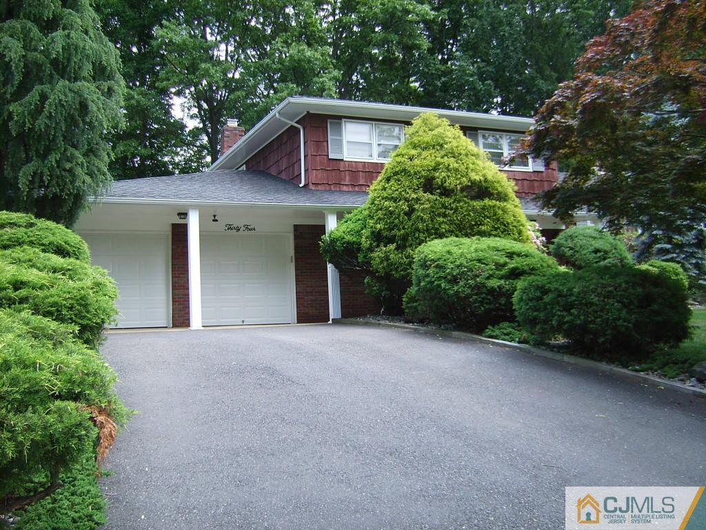 34 Landsdowne Road East Brunswick, NJ 08816 - Photo 2 of 19 Gallery Image 2