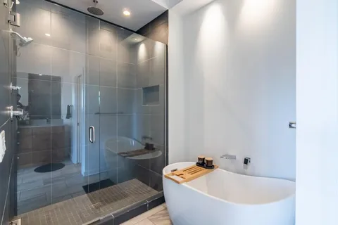 $1,150,000 | 4727 Liberty Street, Kansas City, MO 64112