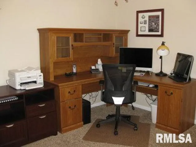 $729,000 | 17215 Mangold Road, Edelstein, IL 61526