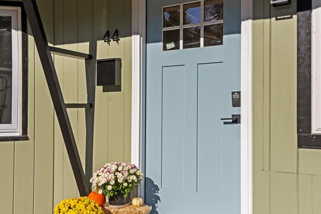 $279,900 | 44 6th Street, Auburn, ME 04210