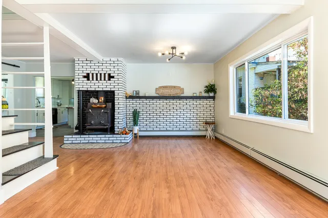 $279,900 | 44 6th Street, Auburn, ME 04210