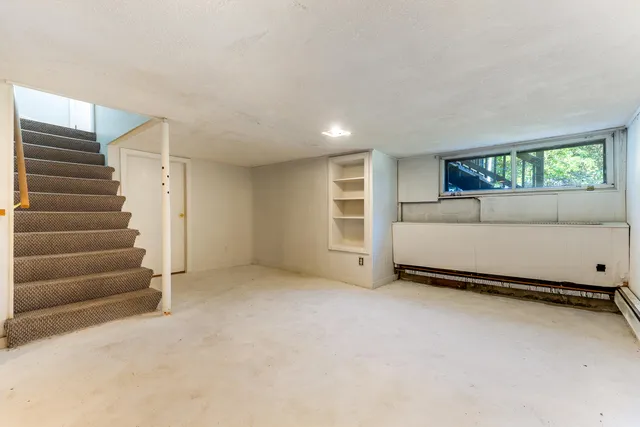 $279,900 | 44 6th Street, Auburn, ME 04210