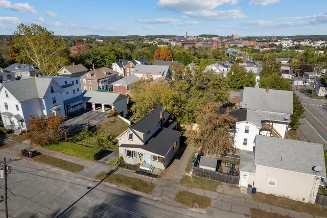 $279,900 | 44 6th Street, Auburn, ME 04210