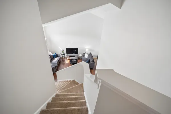 $340,000 | 122 East Aspen Circle, Hainesville, IL 60030