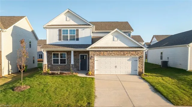$414,490 | 1369 Lansdowne Drive, Mebane, NC 27302