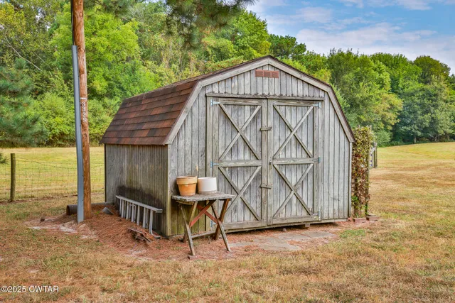 $295,000 | 10010 Highway 22, Dresden, TN 38225