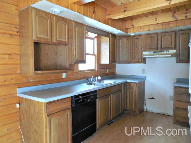 W9005 Smith Road Amberg, WI 54102 - Photo 3 of 16 Gallery Image 3