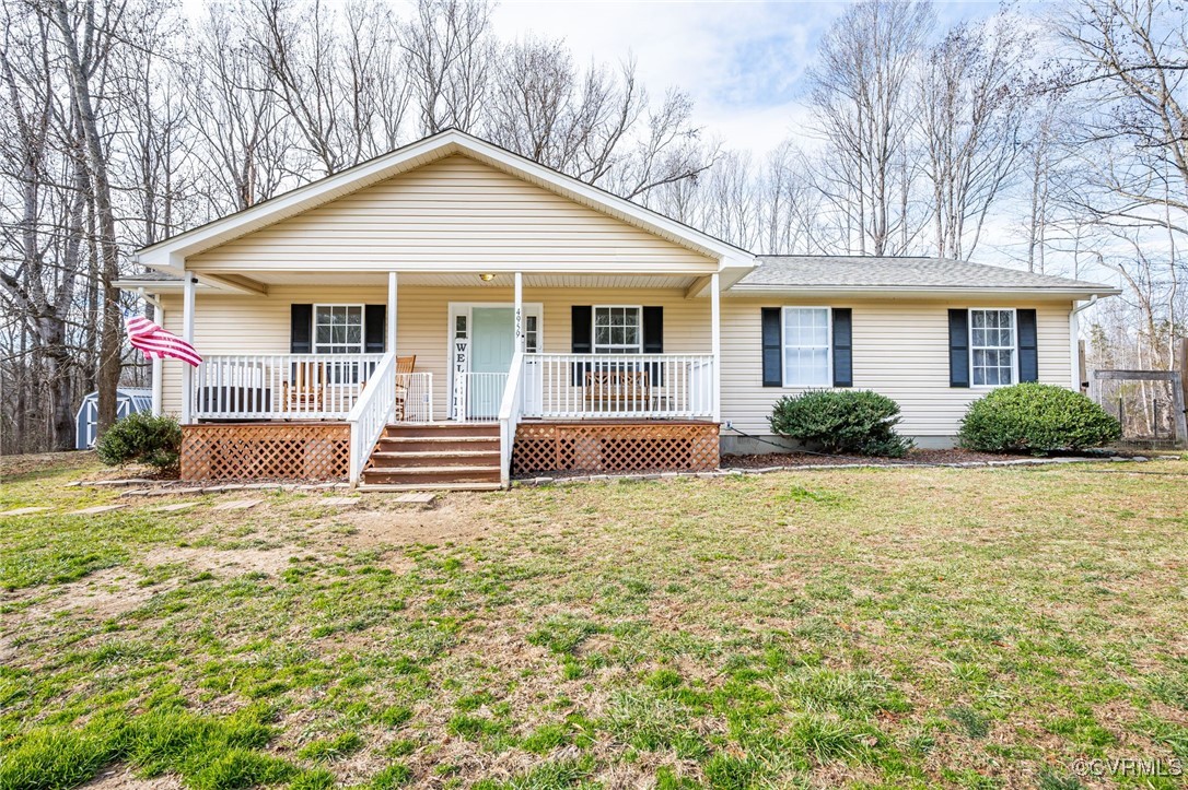 4959 Three Chopt Road Louisa, VA 23093 - Photo 1 of 28 Exterior view, front of home.