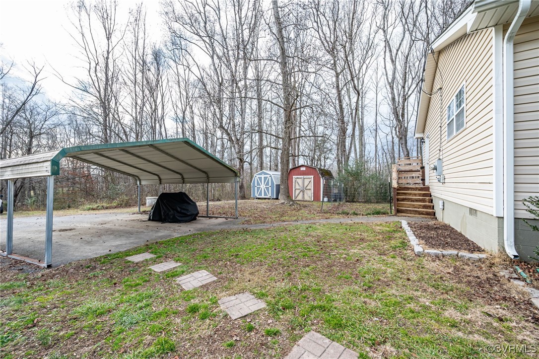 4959 Three Chopt Road Louisa, VA 23093 - Photo 28 of 28 Side yard