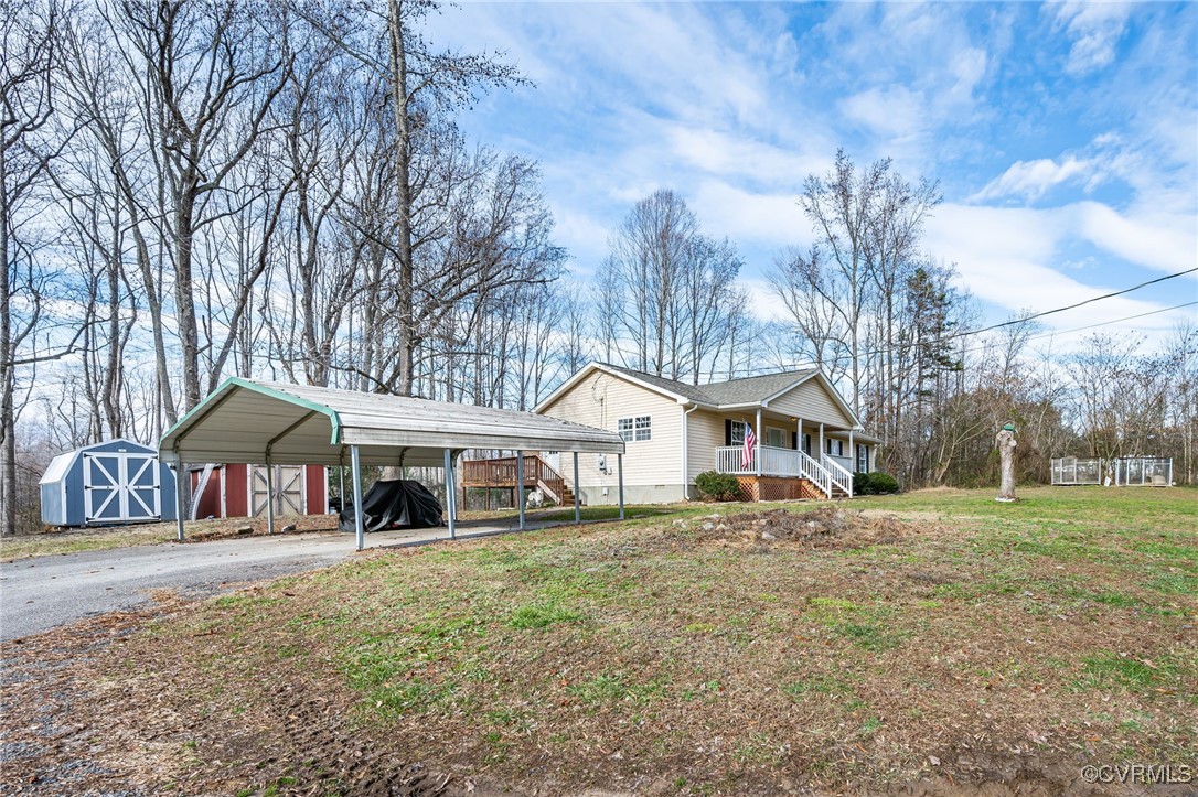 4959 Three Chopt Road Louisa, VA 23093 - Photo 4 of 28 Exterior view, front of home.