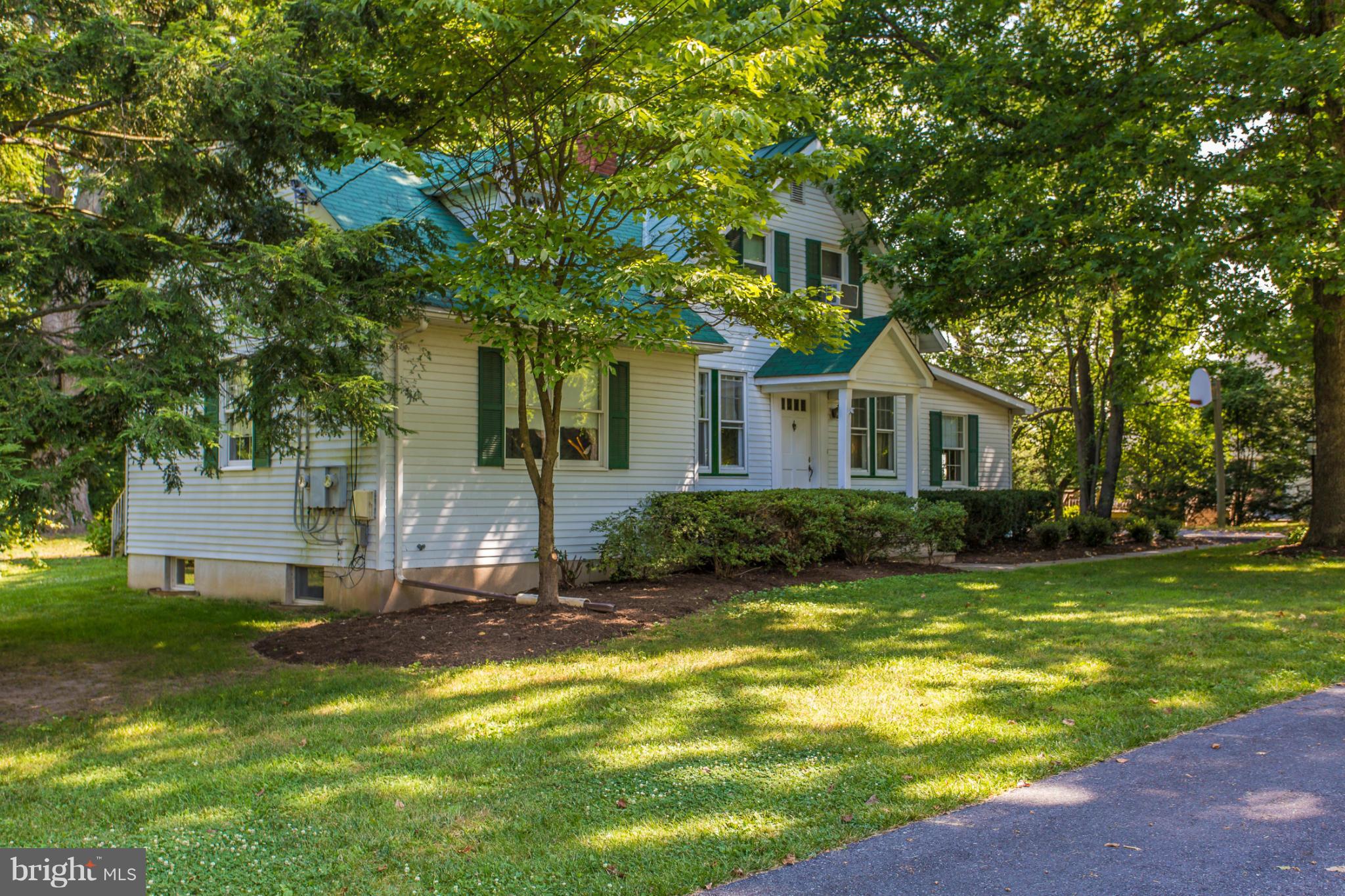 7079 Guilford Road Columbia, MD 21044 - Photo 29 of 30 Exterior (Front)