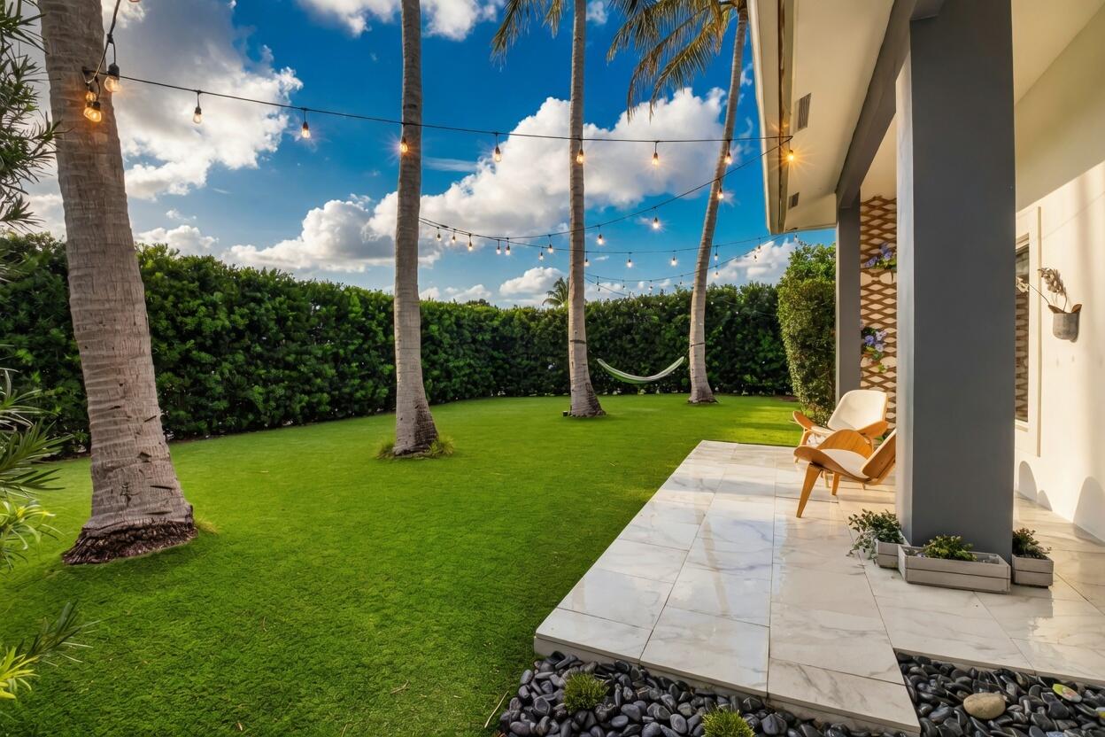 1044 Northwest 6th Drive Boca Raton, FL 33486 - Photo 3 of 65 2WhYsz