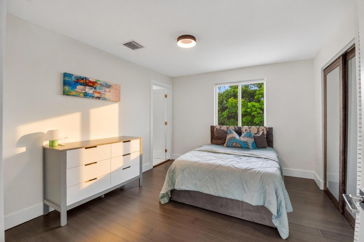 1044 Northwest 6th Drive Boca Raton, FL 33486 - Photo 54 of 65 57cwAA