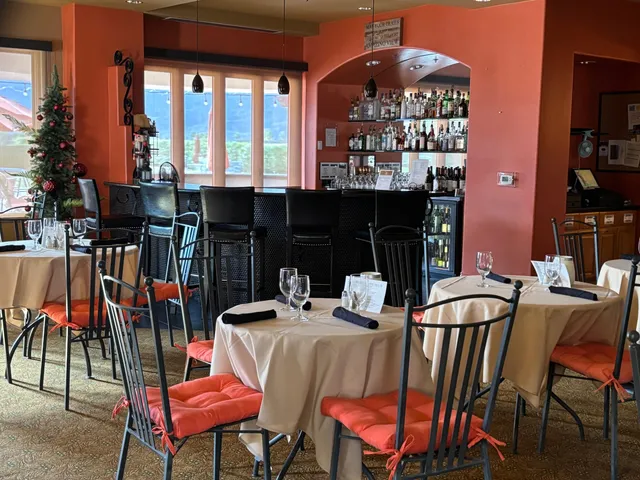 $765,000 | 3461 Via Leonardo Palm Desert Ca, Palm Desert, CA 92260