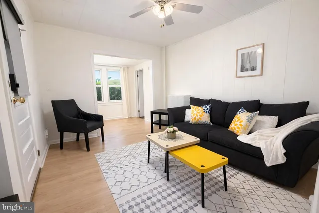 $4,500 | 131 Livingston Avenue, Unit 1/F, New Providence, NJ 07974