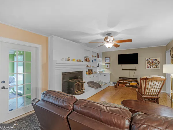 $284,900 | 329 Pine Street, Barnesville, GA 30204