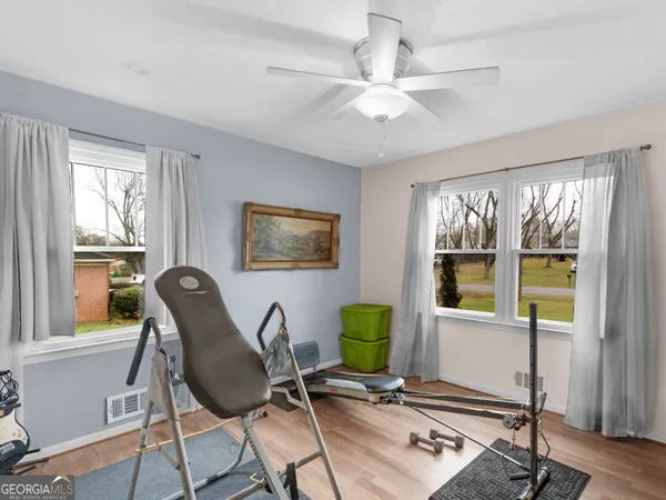 $284,900 | 329 Pine Street, Barnesville, GA 30204