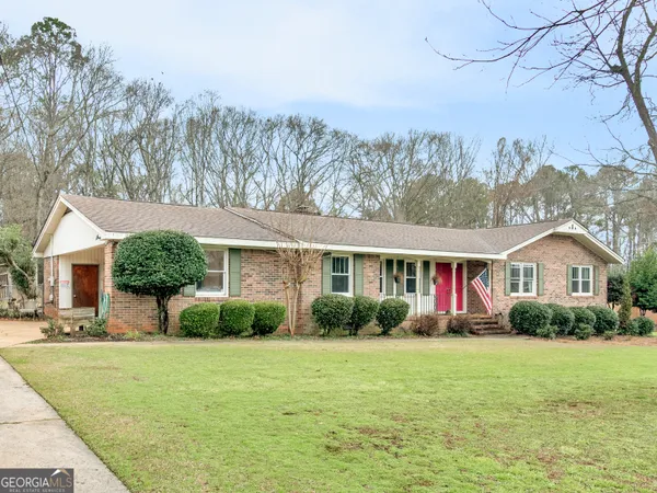 $284,900 | 329 Pine Street, Barnesville, GA 30204