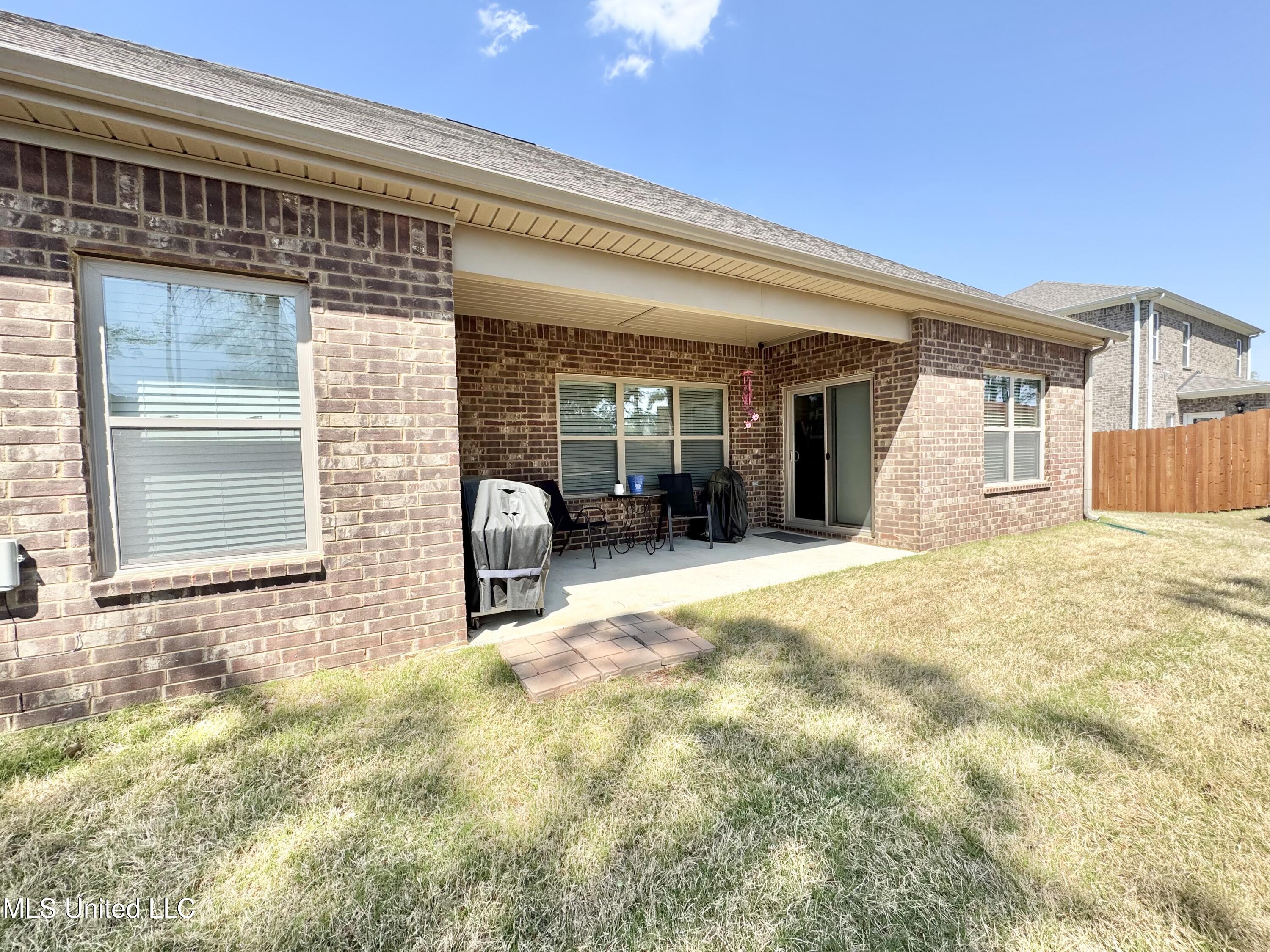 2347 Hyacinth Lane Hernando, MS 38632 - Photo 27 of 29 IMG_9502