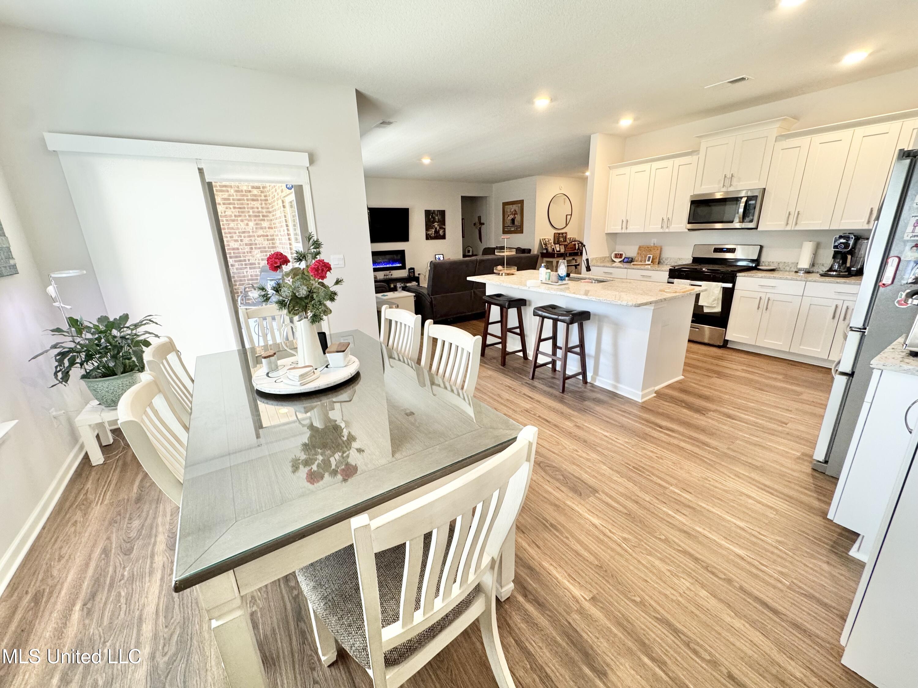 2347 Hyacinth Lane Hernando, MS 38632 - Photo 7 of 29 IMG_9486