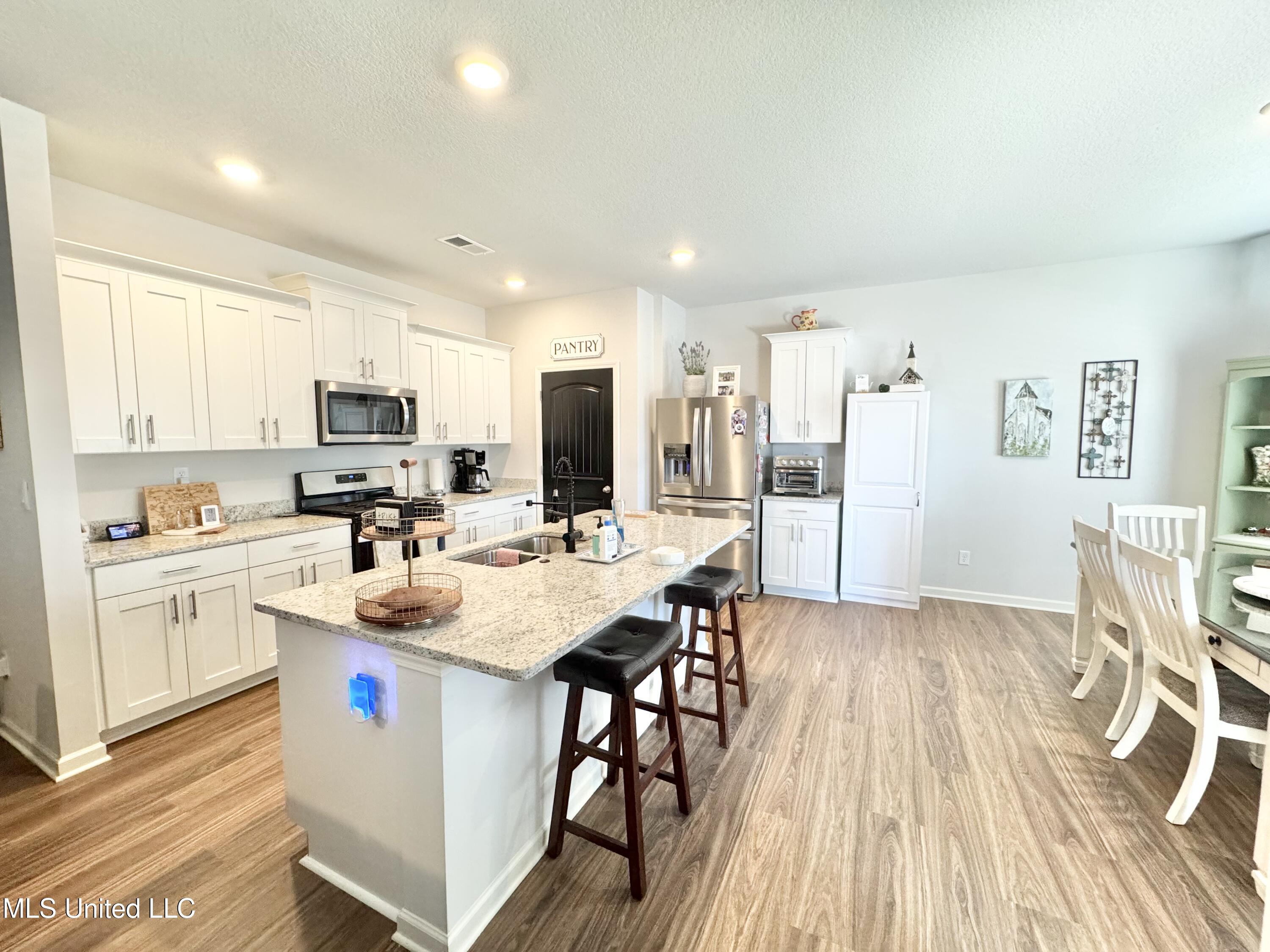 2347 Hyacinth Lane Hernando, MS 38632 - Photo 9 of 29 IMG_9488