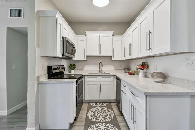 $280,000 | 1707 West Ball Street, Plant City, FL 33563