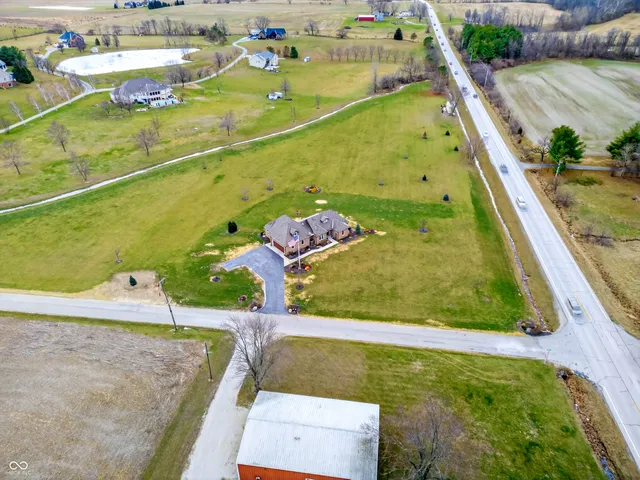 $699,000 | 2937 West 100 South, Franklin, IN 46131