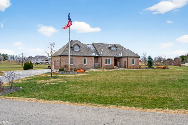 $699,000 | 2937 West 100 South, Franklin, IN 46131