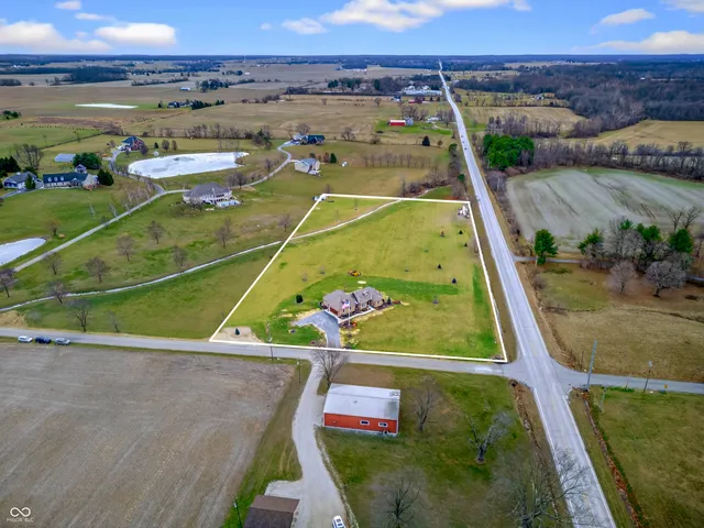 $699,000 | 2937 West 100 South, Franklin, IN 46131