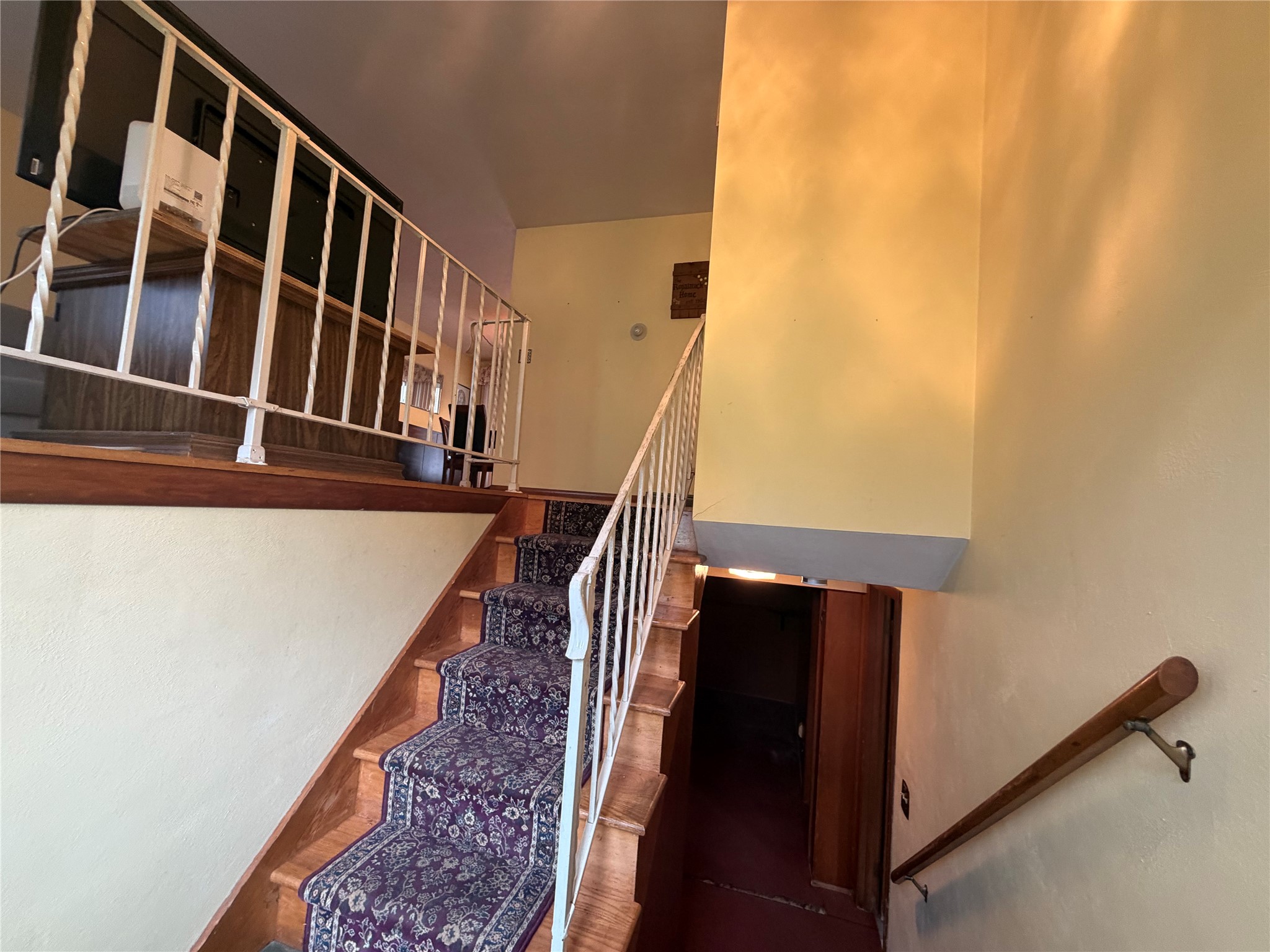 7 Johnson Road Binghamton, NY 13905 - Photo 4 of 29