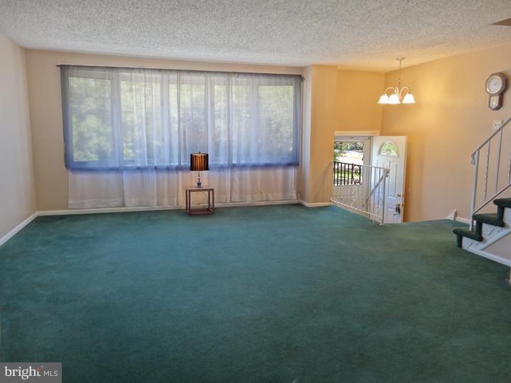 11859 Brandon Road Philadelphia, PA 19154 - Photo 12 of 23 Gallery Image 12