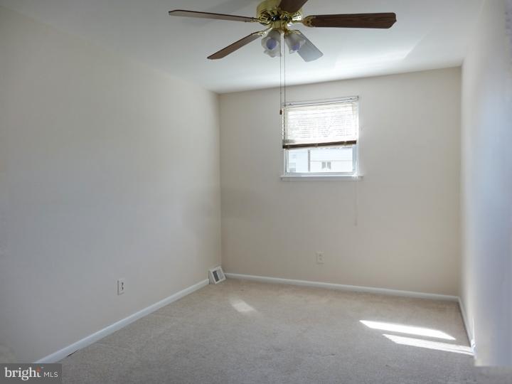 11859 Brandon Road Philadelphia, PA 19154 - Photo 19 of 23 Gallery Image 19