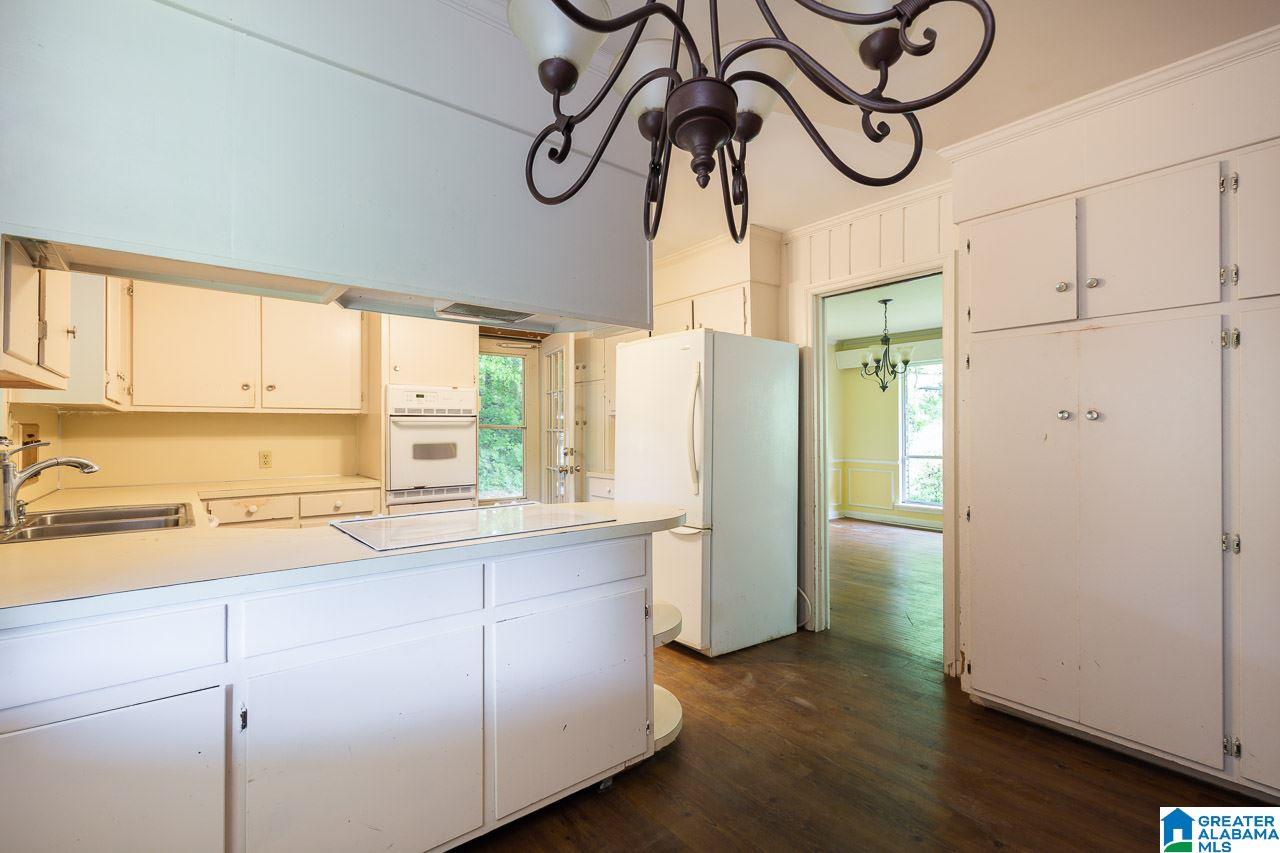 3149 Warrington Road Birmingham, AL 35223 - Photo 9 of 32