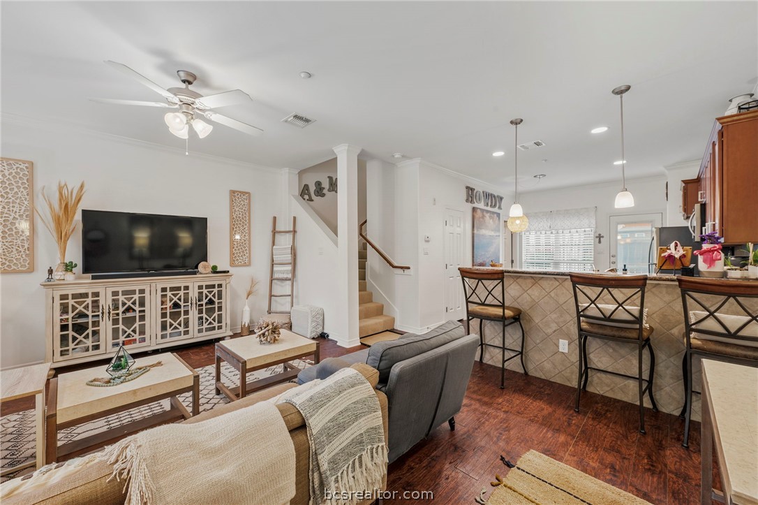 1198 Jones-Butler Road, Unit 703 College Station, TX 77840 - Photo 5 of 45