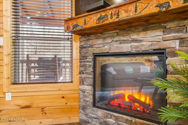 $925,000 | 551 Blackberry Ridge Way, Pigeon Forge, TN 37863