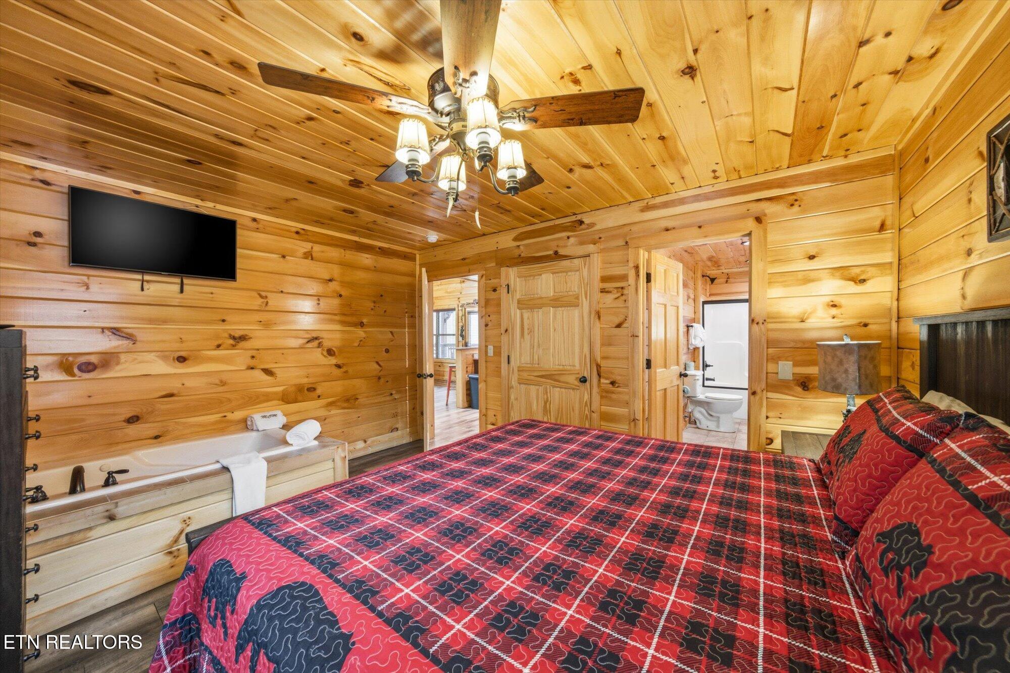 551 Blackberry Ridge Way Pigeon Forge, TN 37863 - Photo 23 of 60 551 Blackberry Ridge Way