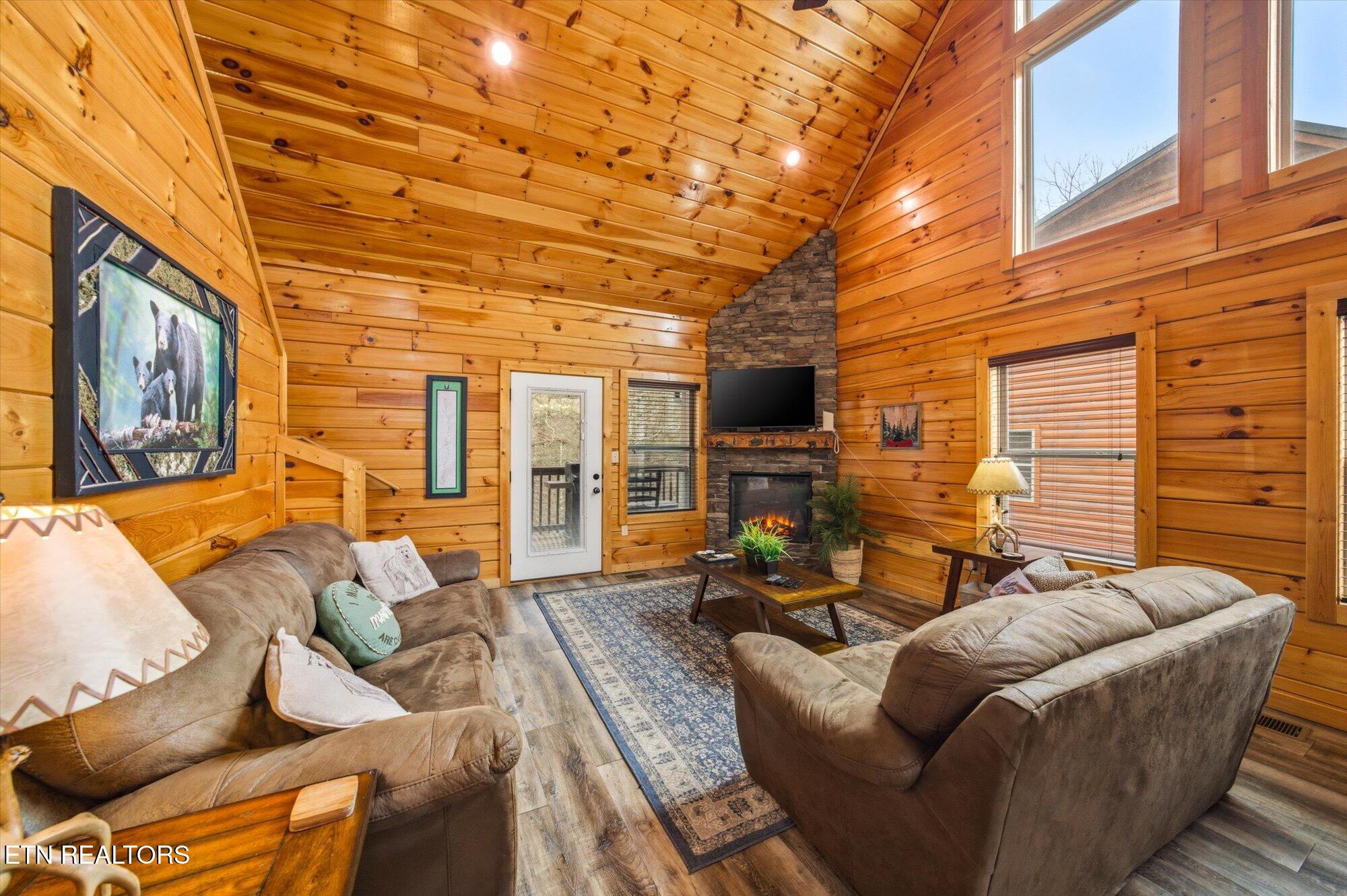 551 Blackberry Ridge Way Pigeon Forge, TN 37863 - Photo 8 of 60 551 Blackberry Ridge Way