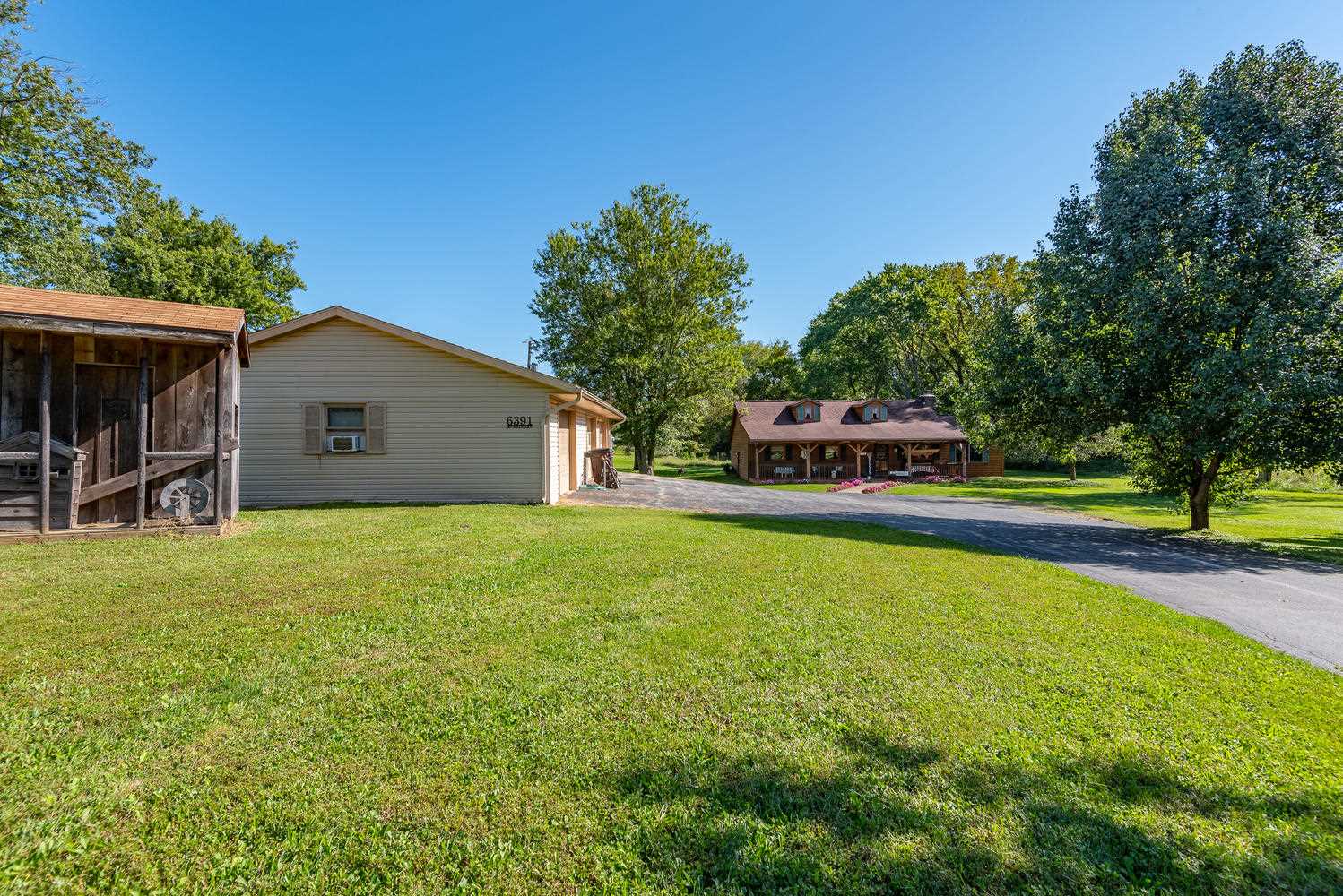 6391 South Fairfax Road Bloomington, IN 47401 - Photo 2 of 30 Gallery Image 2