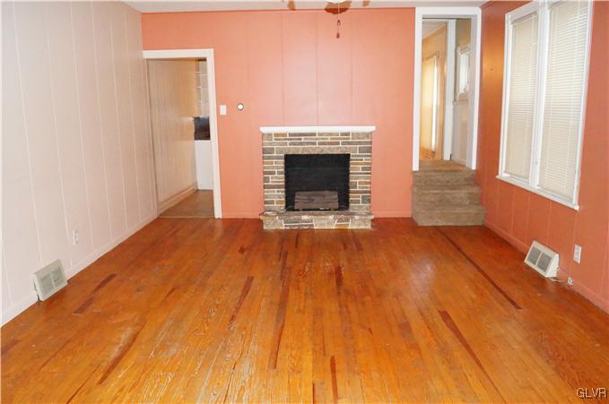 231 2nd Street Slatington, PA 18080 - Photo 5 of 12 Gallery Image 5