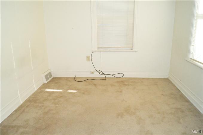 231 2nd Street Slatington, PA 18080 - Photo 7 of 12 Gallery Image 7