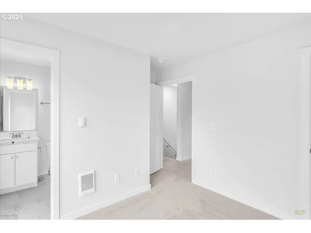 $299,900 | 9418 North Bristol Avenue, Portland, OR 97203