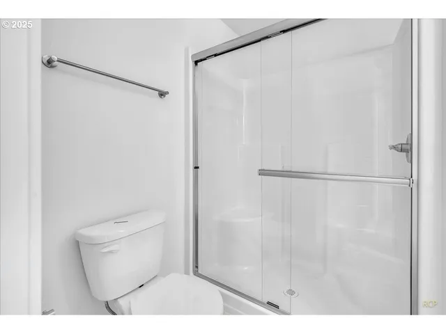 $299,900 | 9418 North Bristol Avenue, Portland, OR 97203