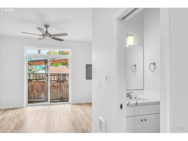 $299,900 | 9418 North Bristol Avenue, Portland, OR 97203