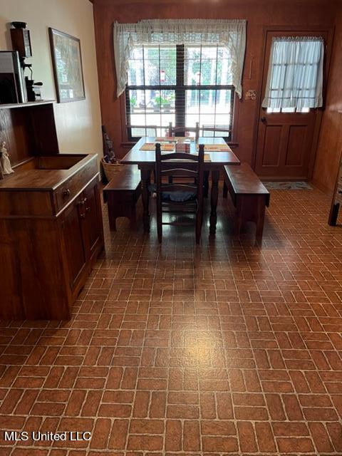 7900 Clinton-Tinnin Road Clinton, MS 39056 - Photo 8 of 40 dining area 1