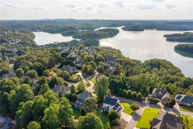 $1,095,000 | 3552 Lake Ridge Drive, Gainesville, GA 30506
