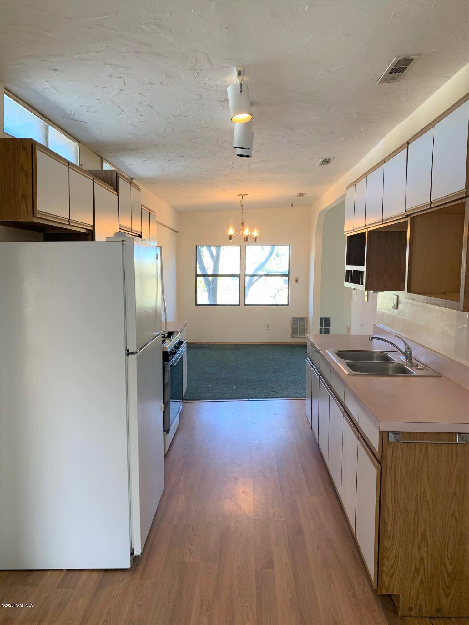 13250 Kofa Road Mayer, AZ 86333 - Photo 9 of 19 Kitchen to Dining