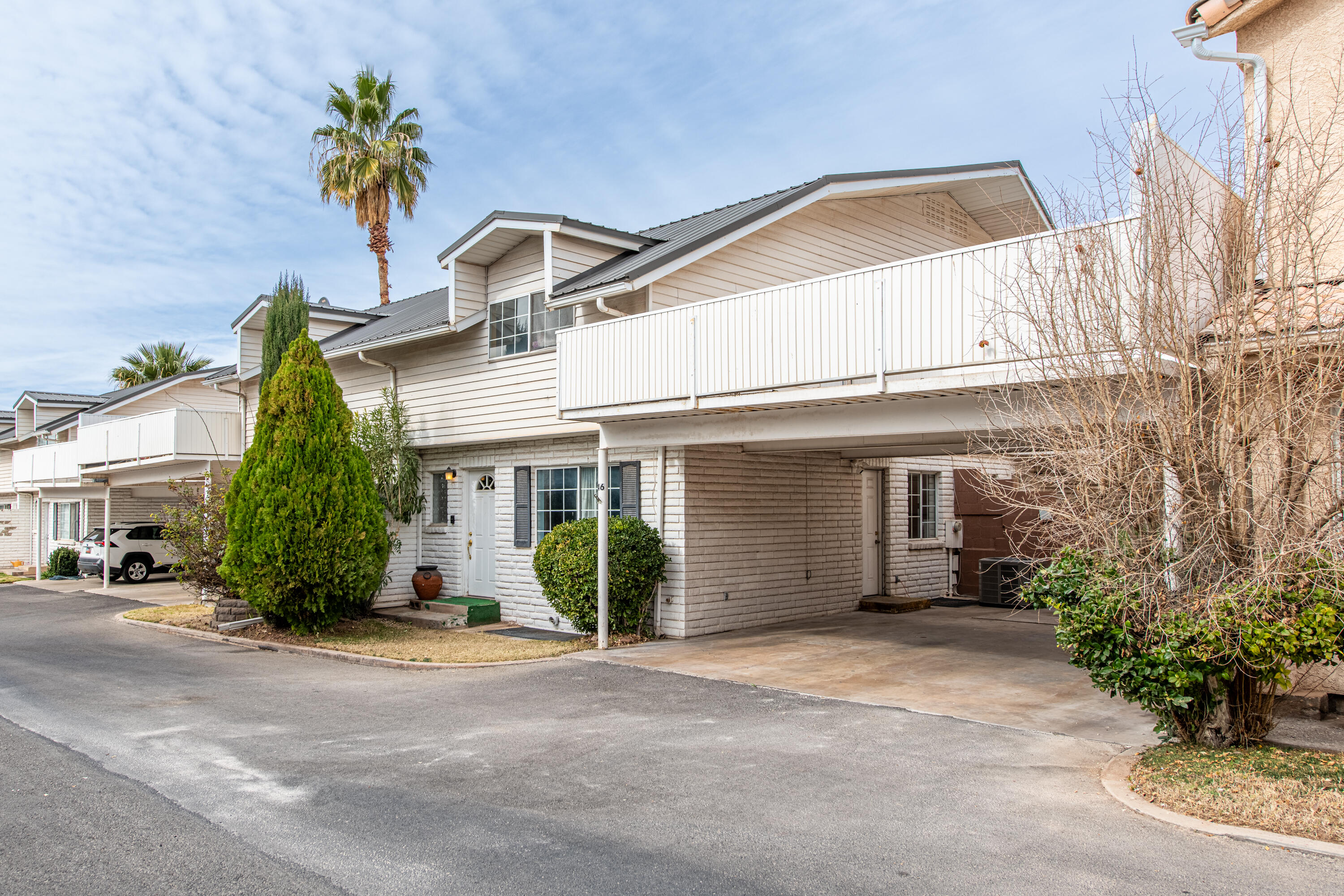 781 North Valley View Drive, Unit 46 St. George, UT 84770 - Photo 1 of 29 781 N Valley View Dr #46 FLEX-21