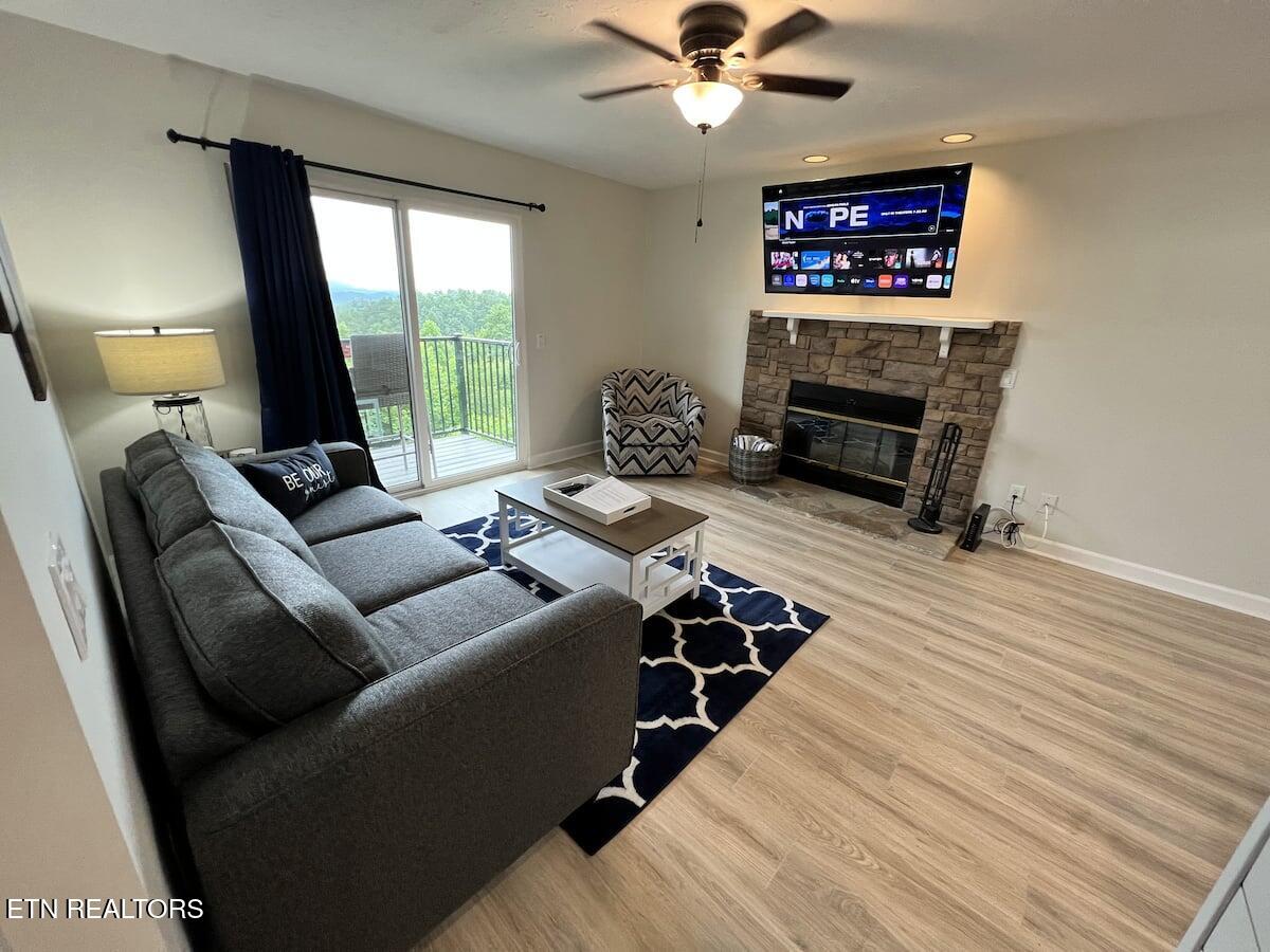 3710 Weber Road, Unit 104E Gatlinburg, TN 37738 - Photo 5 of 42 104E living room.2