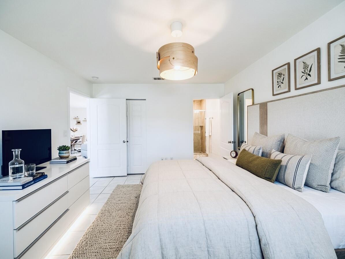 17255 Northwest 72nd Court Hialeah, FL 33015 - Photo 37 of 51 IMG_2567