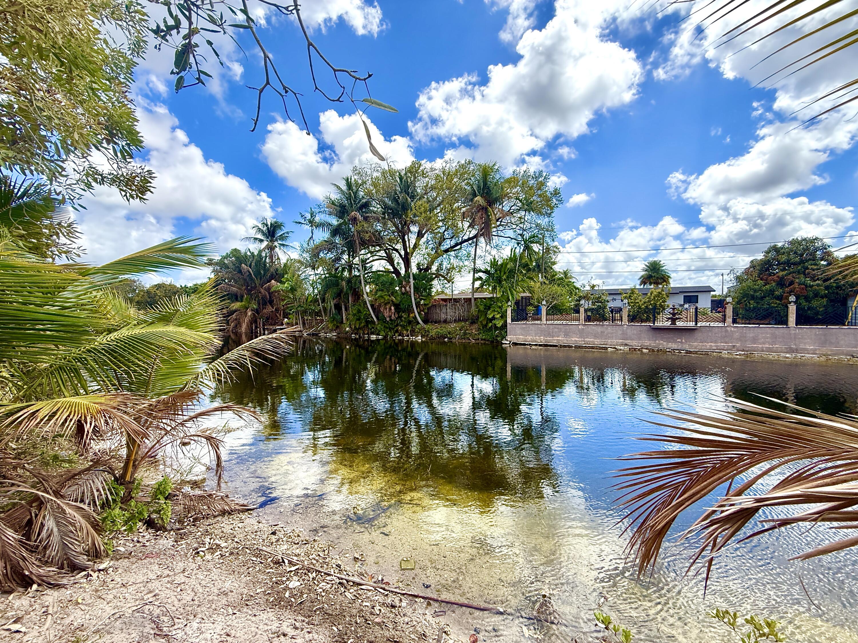 17255 Northwest 72nd Court Hialeah, FL 33015 - Photo 47 of 51 IMG_2345